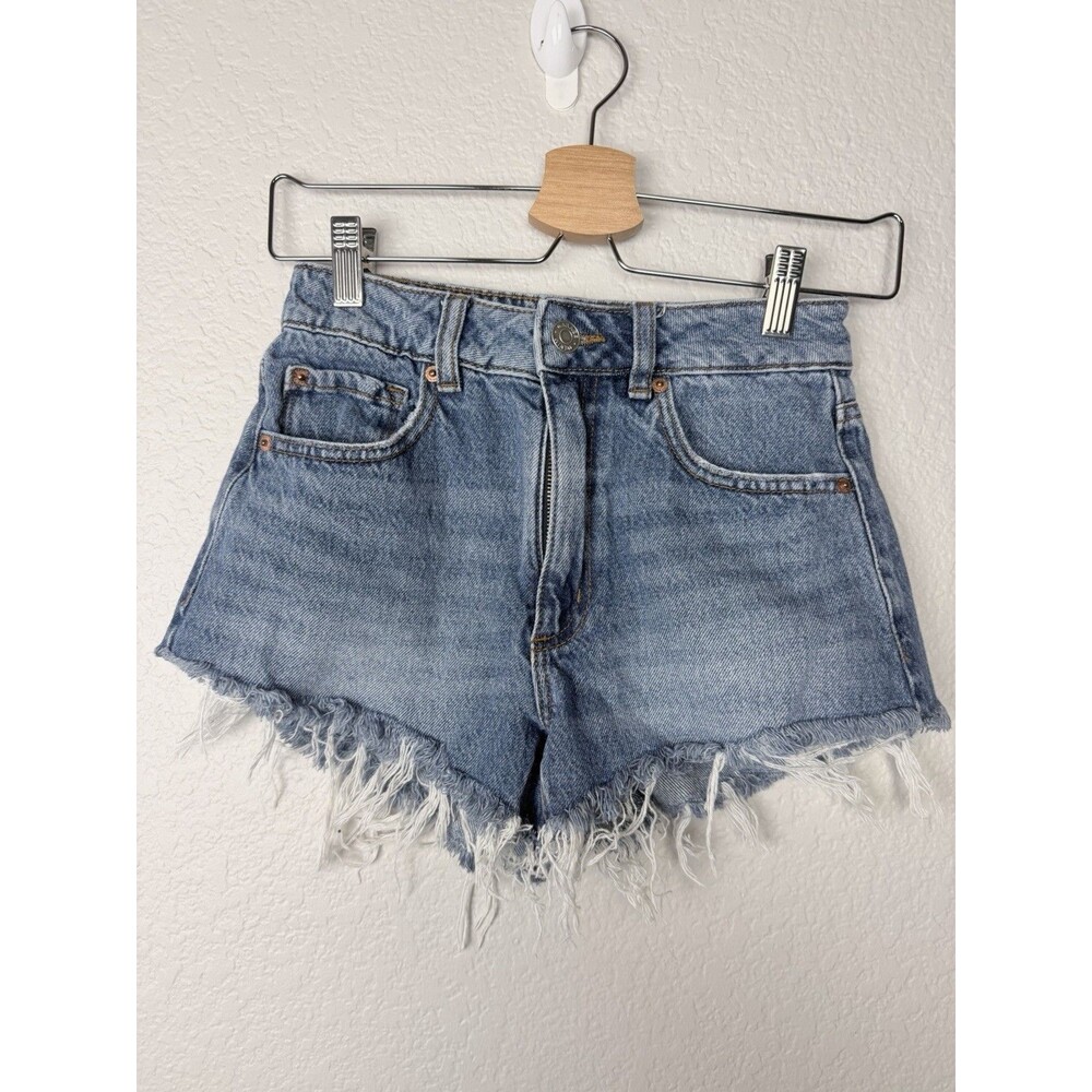 Garage Denim Festival Shorts Light Wash Distressed Raw Hem Size 00 (23)